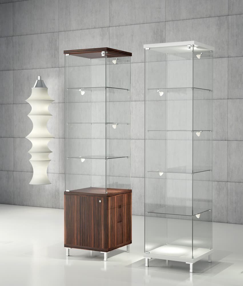 Шкаф-витрина стеклянная