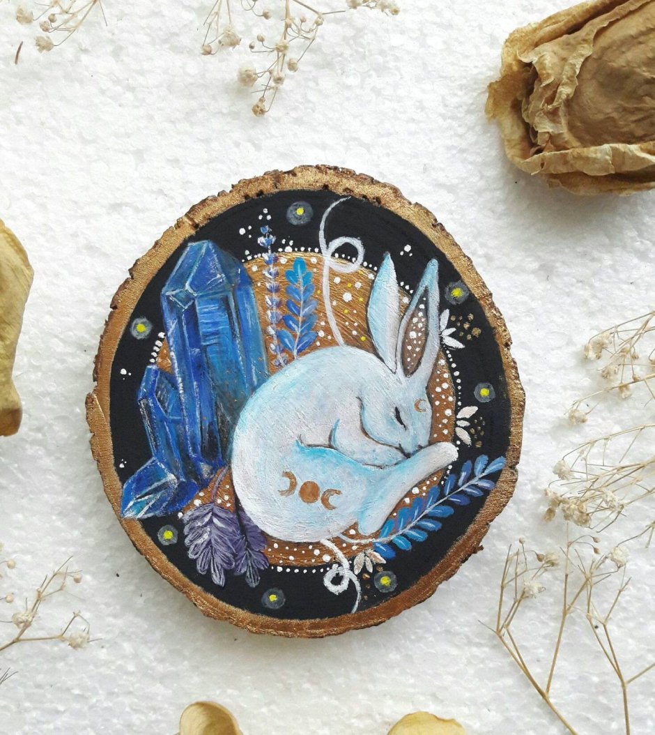 Роспись на спиле дерева акрилом