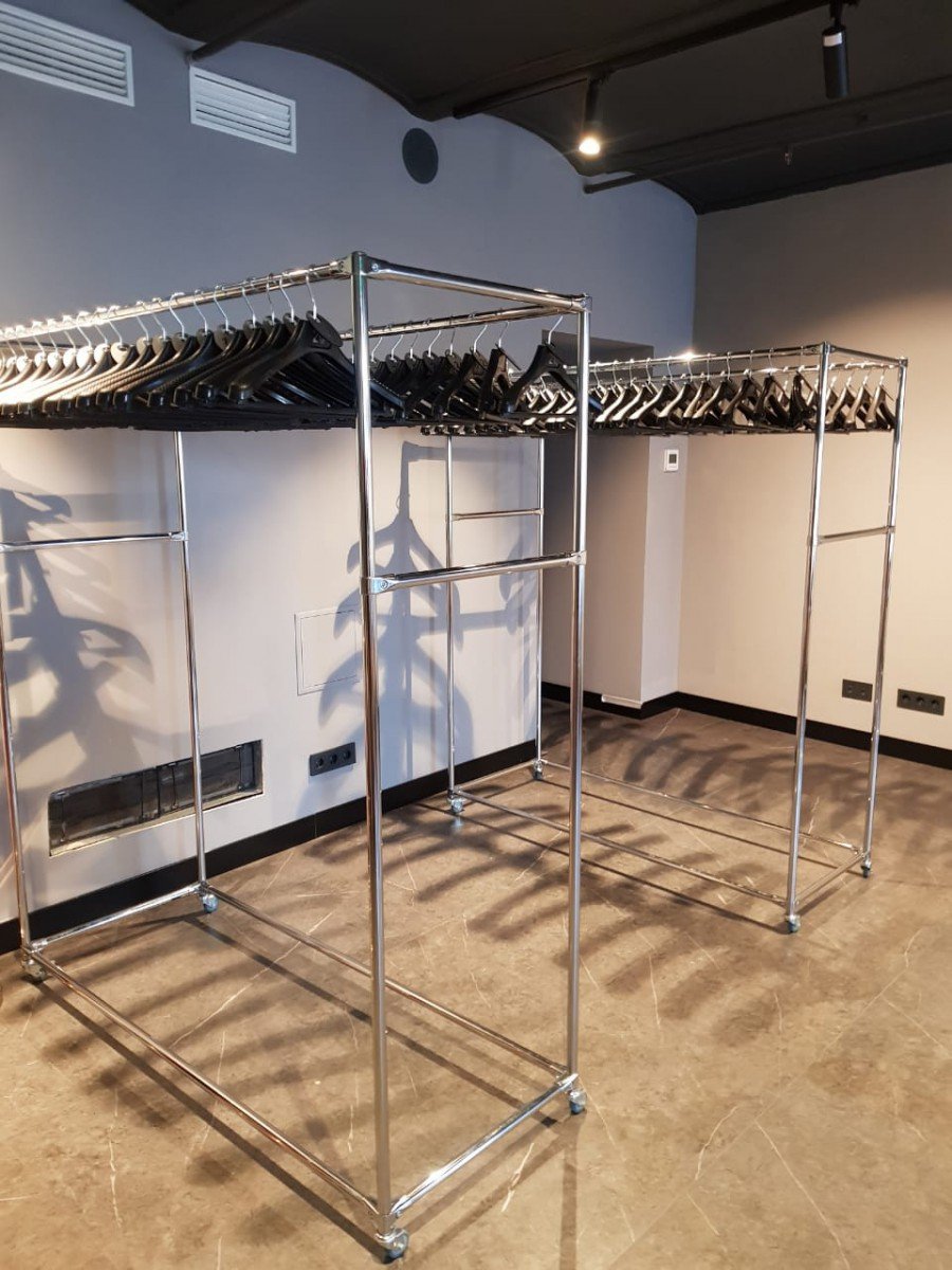 Стойка для гардероба передвижная