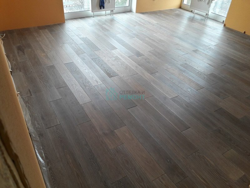 Укладка ламината 1/2