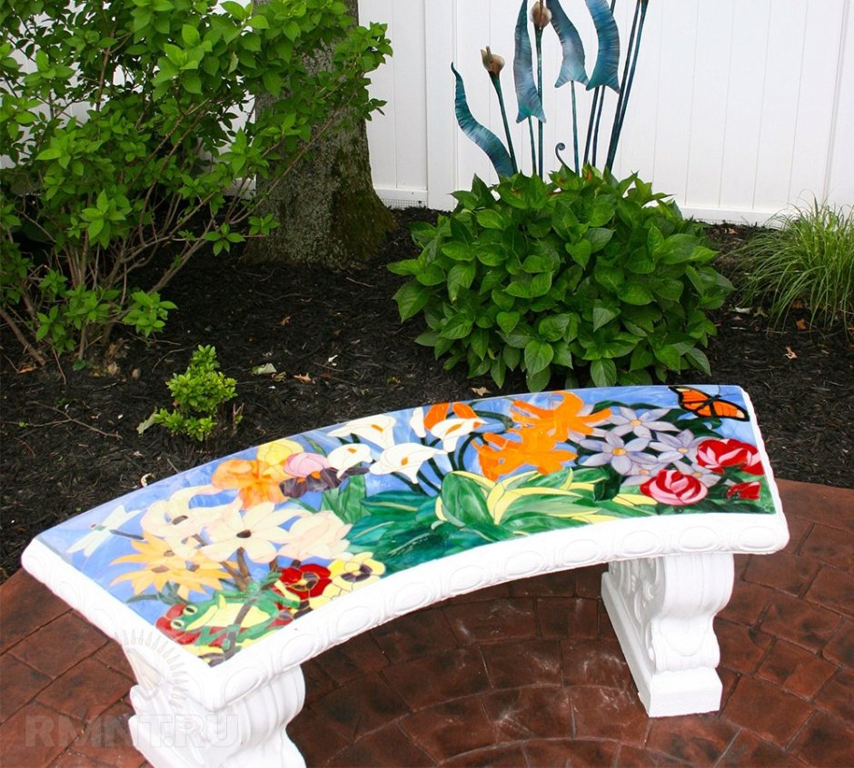 Цветное стекло в ландшафтном дизайне