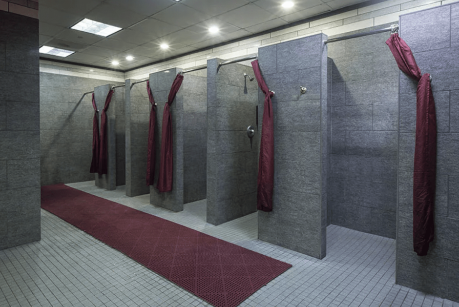 Душевая в офисе