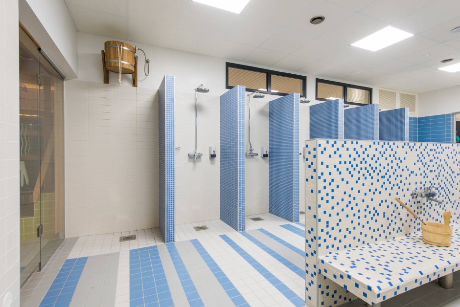 Раздевалка в бассейне