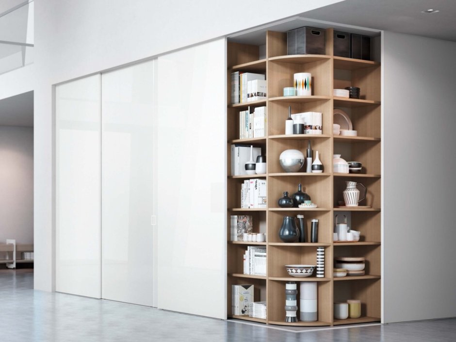 Встроенный шкаф с открытыми полками