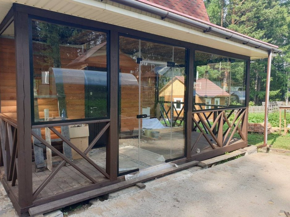 Остекление веранды поликарбонатом