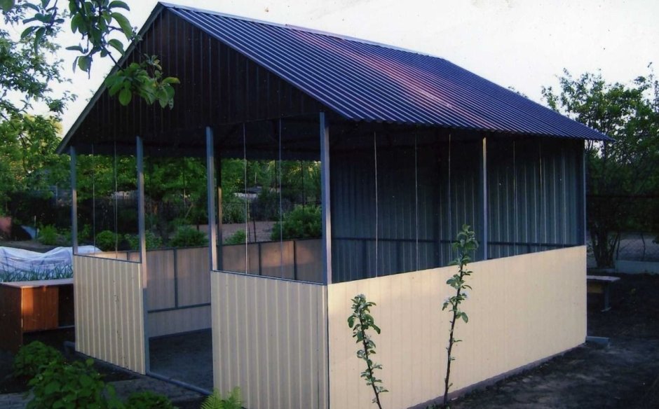 Беседка обшитая профлистом