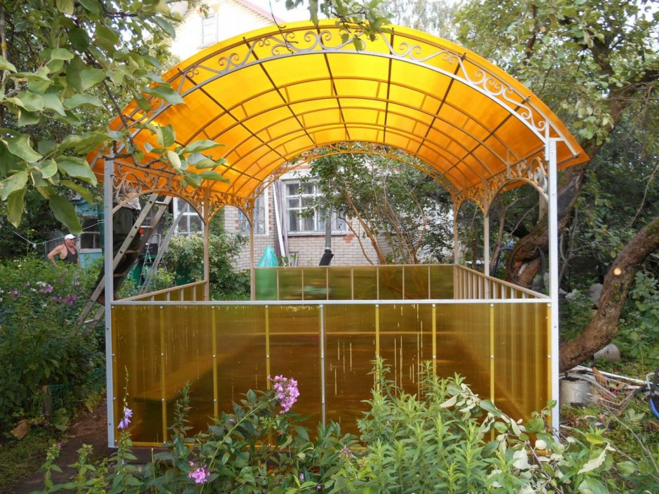 Поликарбонат бронза беседка