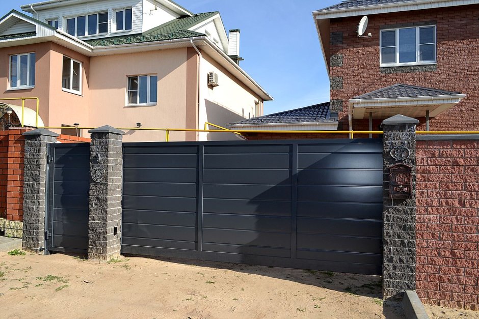 Забор из короеда