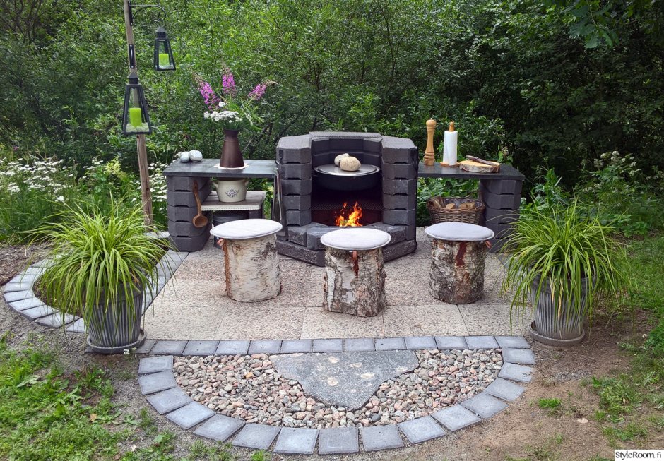 Простая зона барбекю на даче своими руками