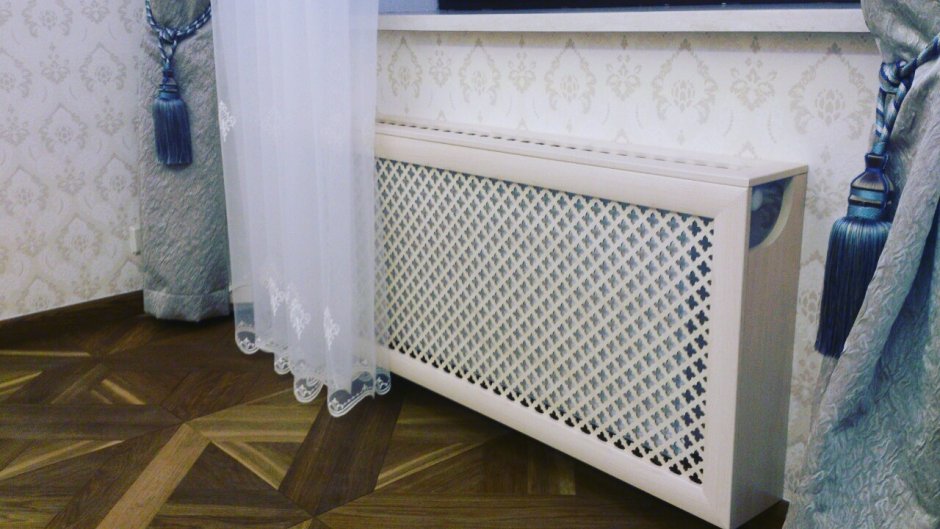 Экран для батареи квадратики