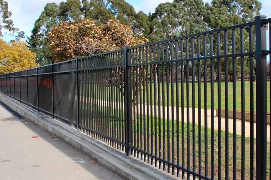 Ограждение территории