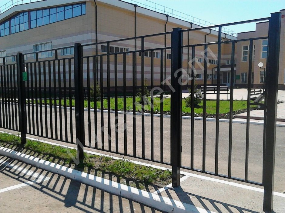 Металлоконструкции ограждений площадок и участков