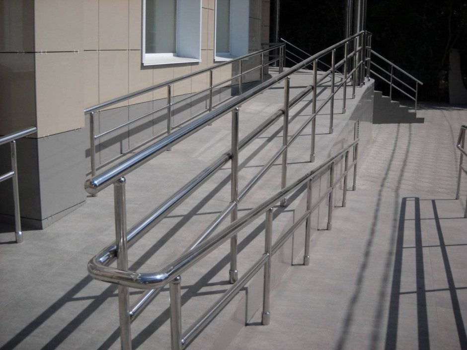 Ограждение входной группы