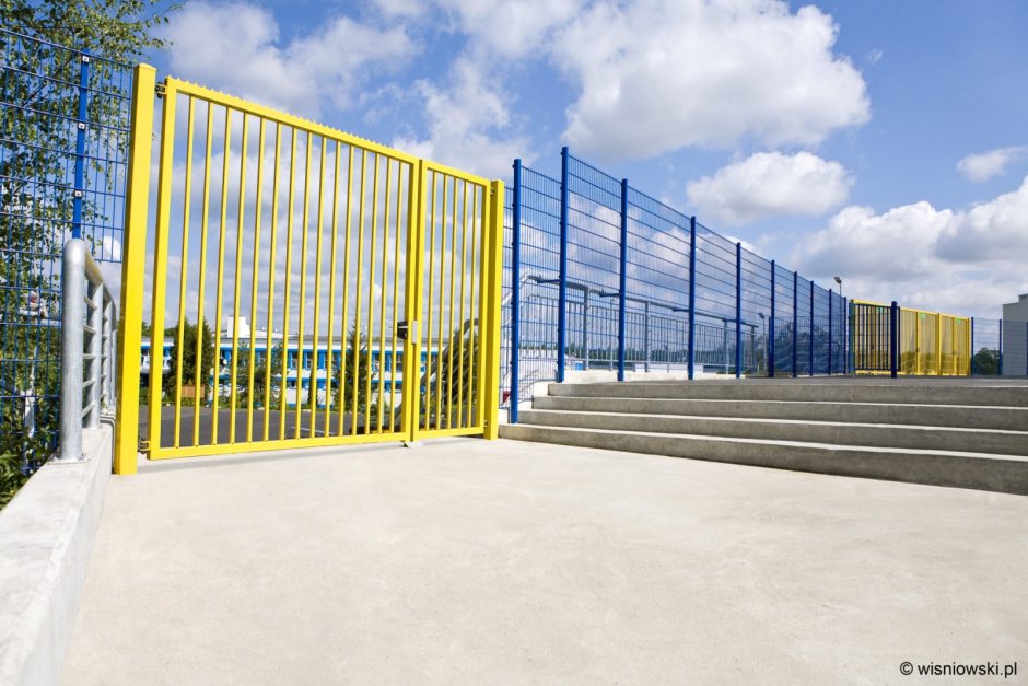 Ограждение территории