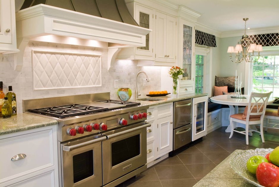 Фартук для кухни в классическом стиле