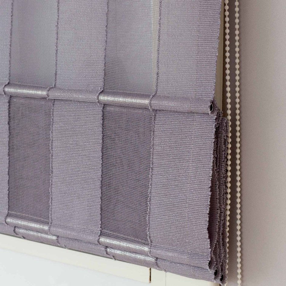 Римская штора на магнитах