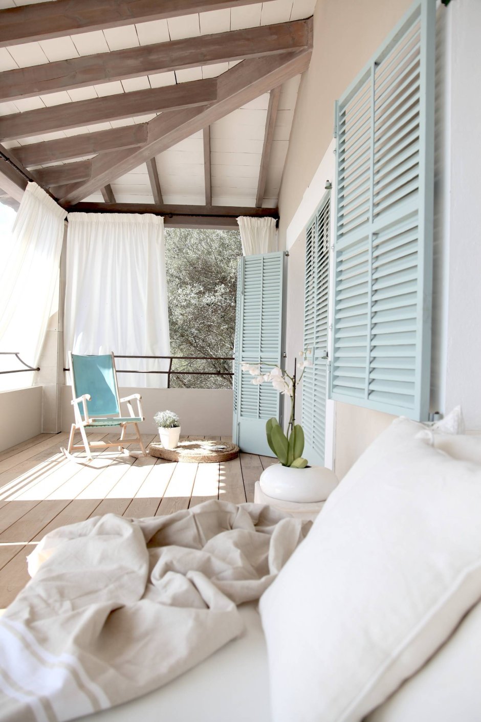 Балкон в стиле террасы