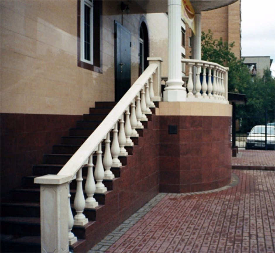 Балясины для уличных лестниц