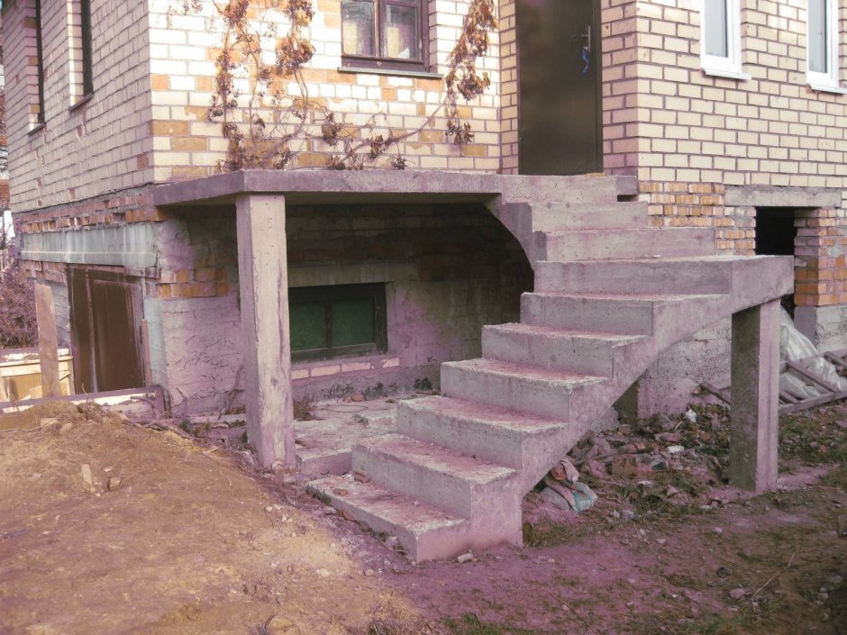 Наружные лестницы из бетона