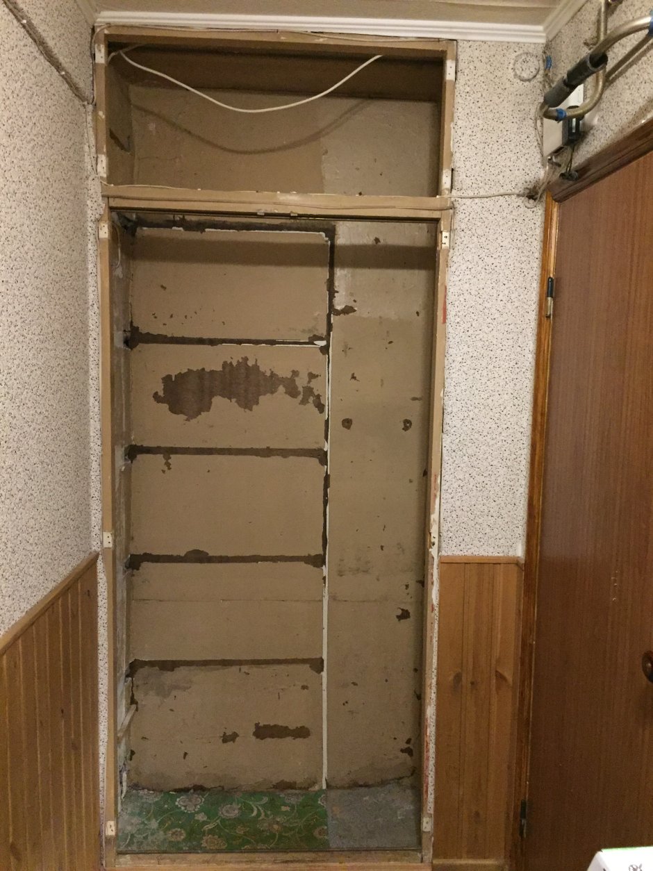 Малогабаритная гардеробная комната