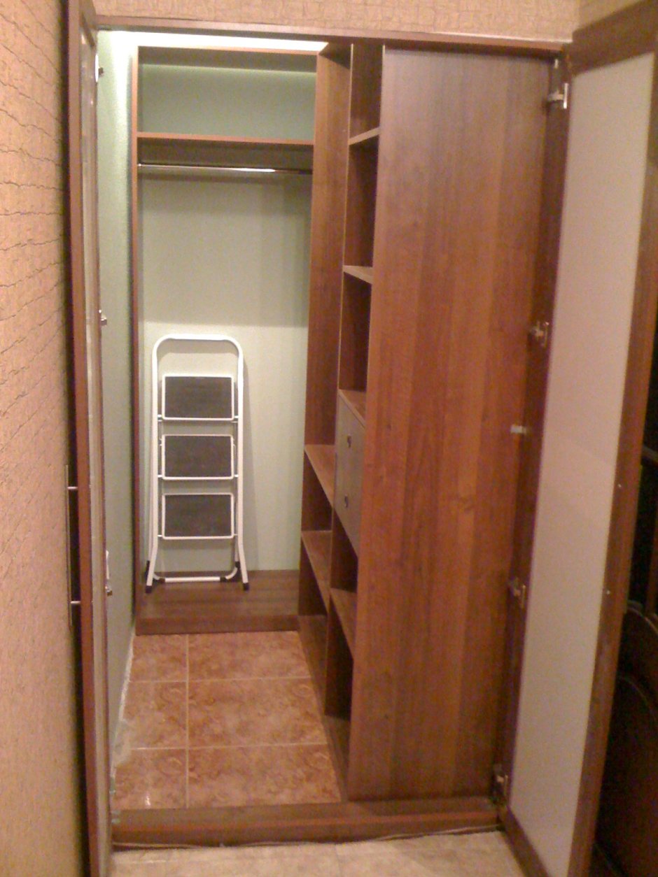 Старые встроенные шкафы