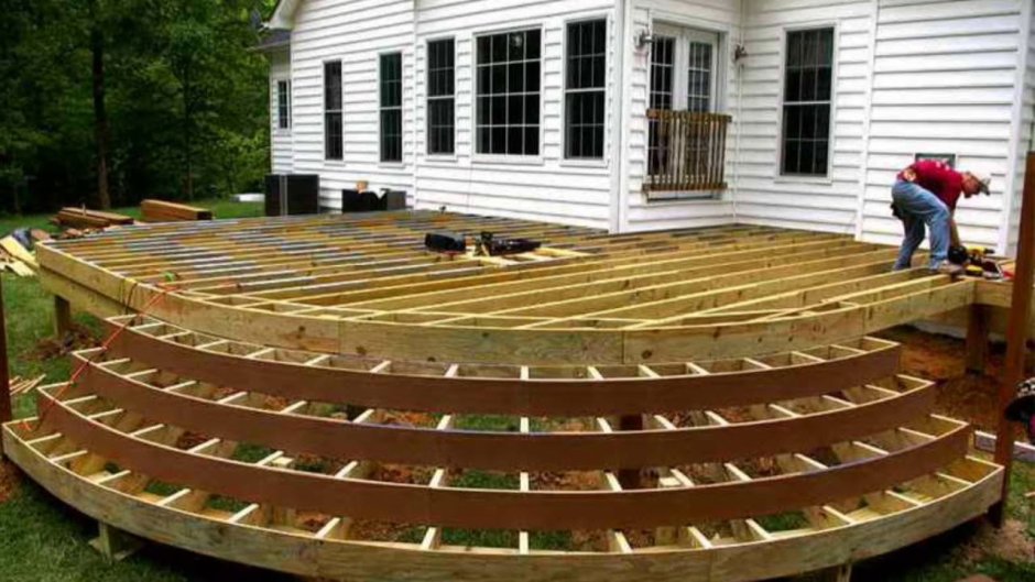 Полукруглая веранда