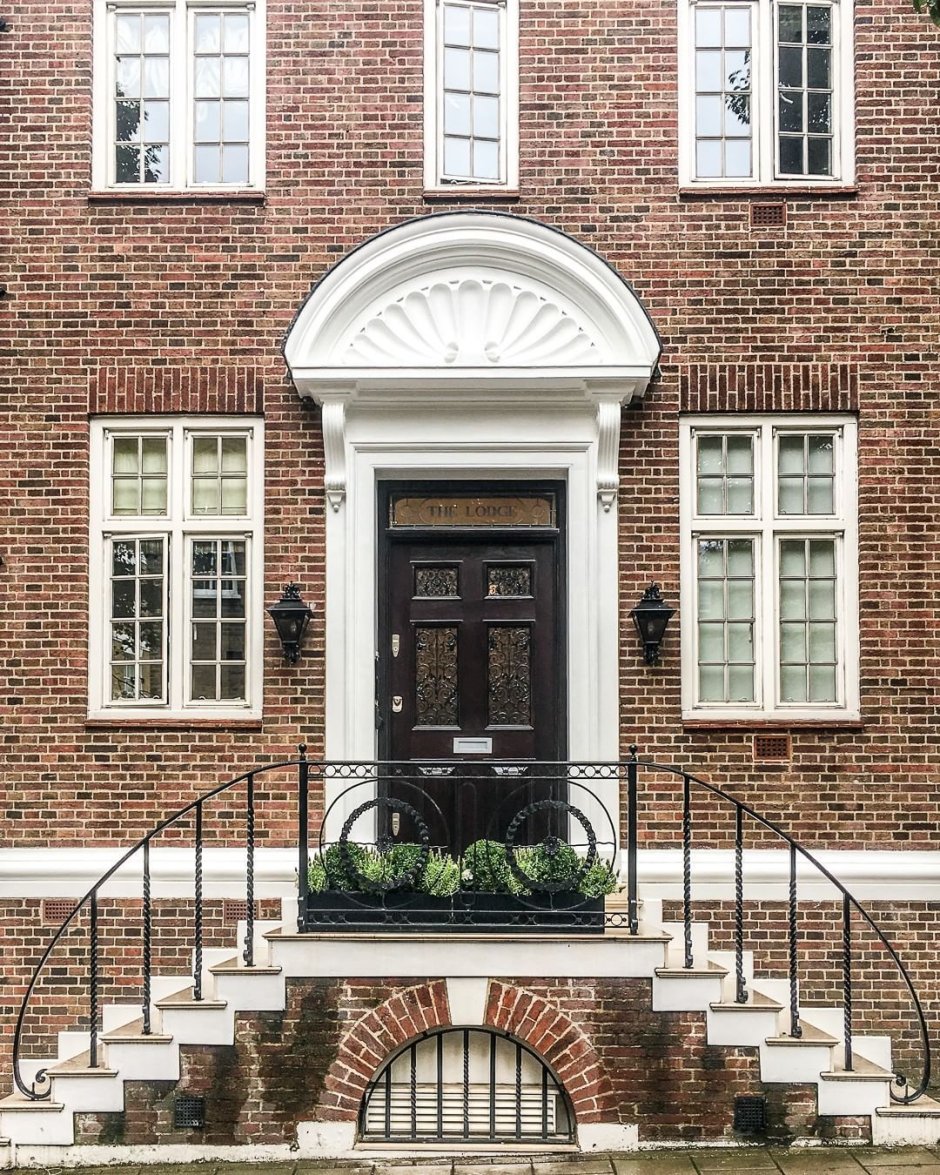 Рядный дом в георгианском стиле. Downing Street, London