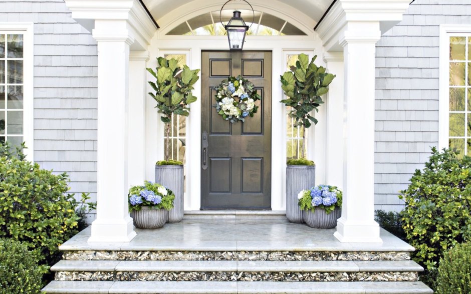 Красивое крыльцо