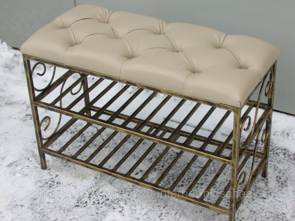 Банкетка в прихожую