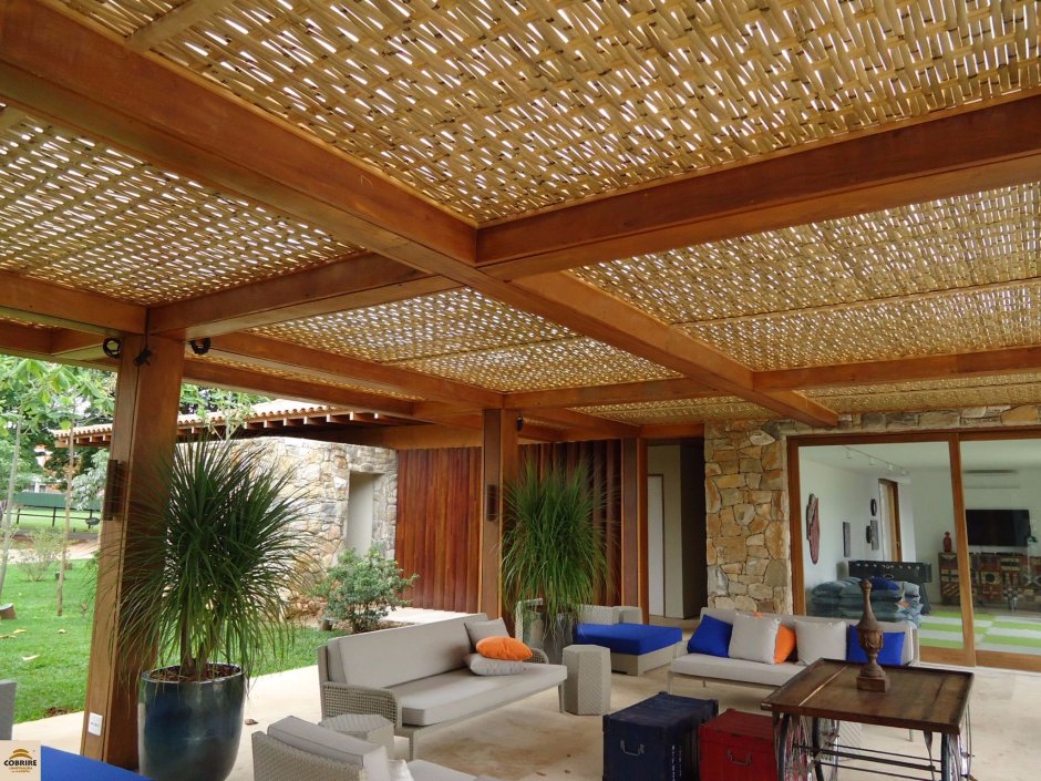 Потолок из ткани на веранде