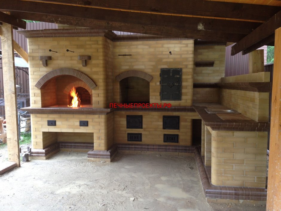 Угловой печной комплекс с мини русской печью