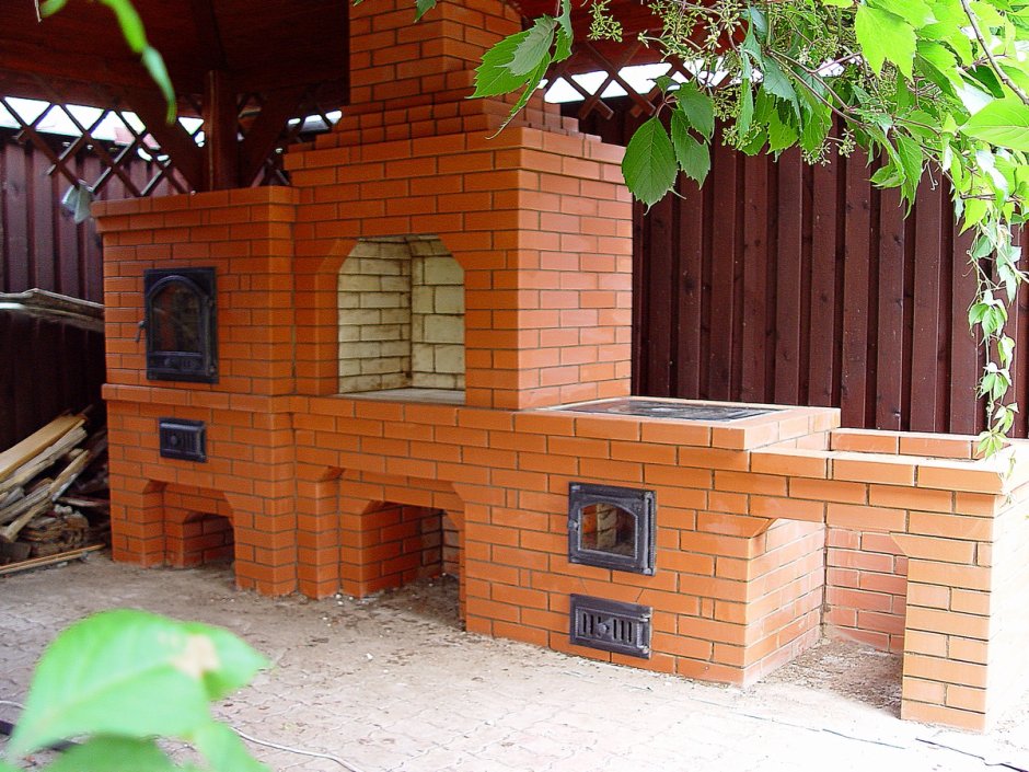 Барбекю комплекс с мини русской печью