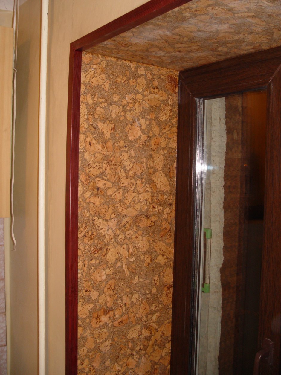 Отделка оконных откосов двери