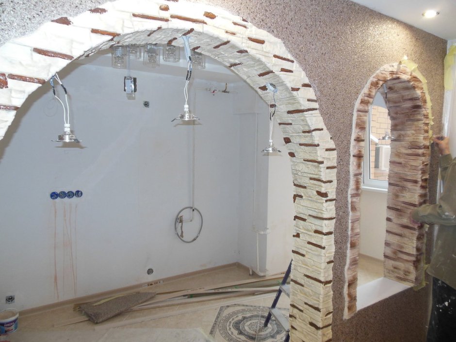 Пятовый камень арки