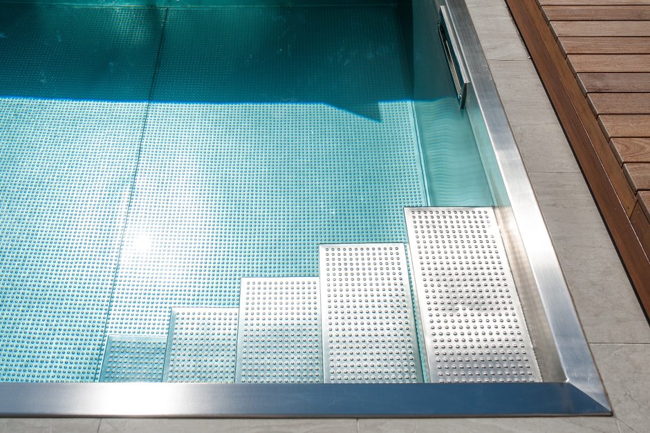 Каркас из нержавейки для бассейна