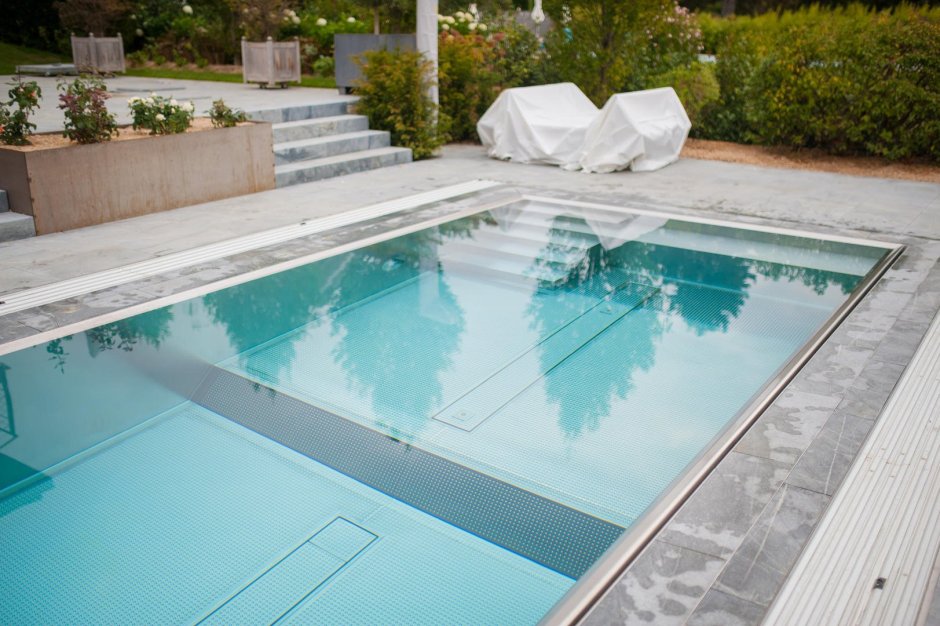 Двухуровневый бассейн