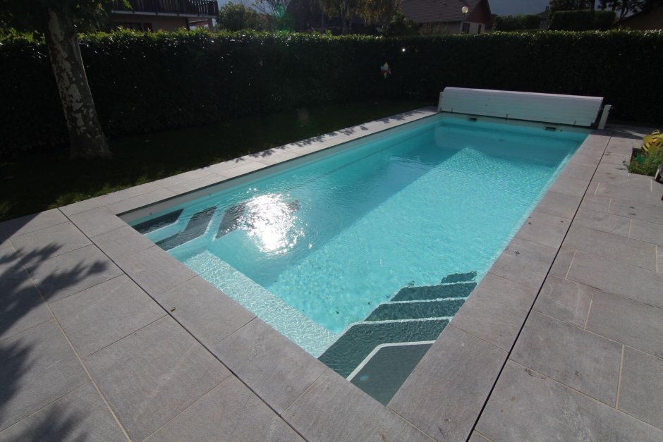 Бассейн прямоугольный ступени