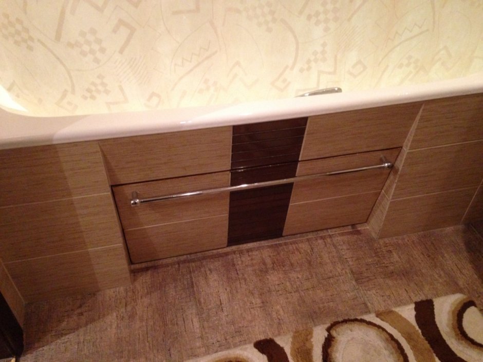 Фасад под ванну