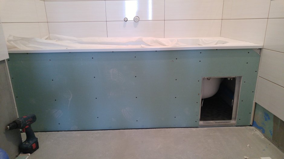 Люк под ванну