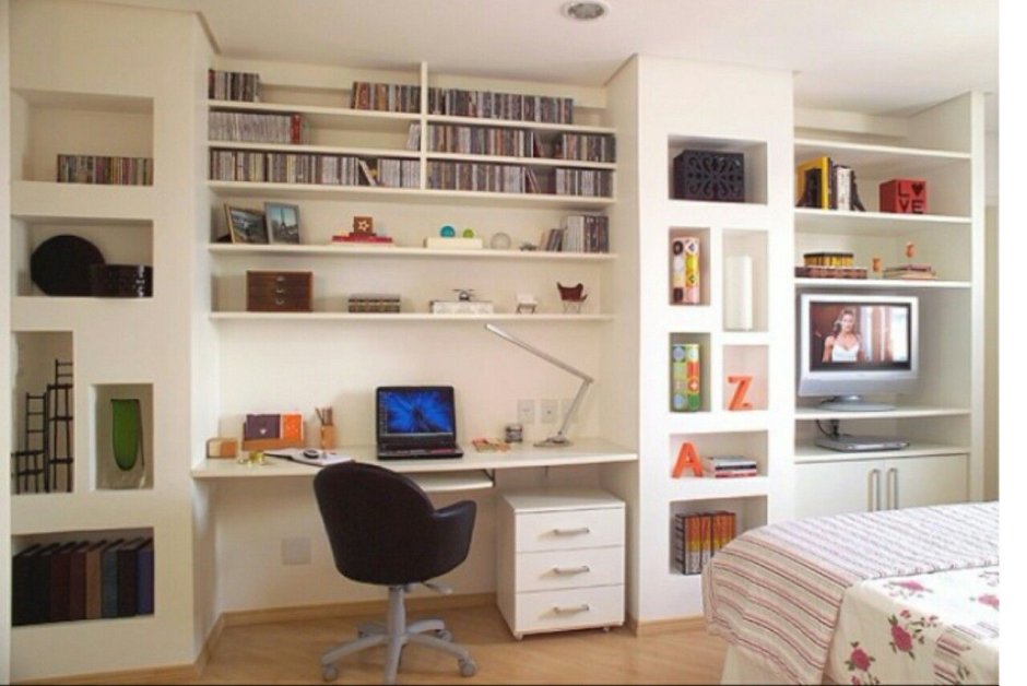 Стеллаж с компьютерным местом