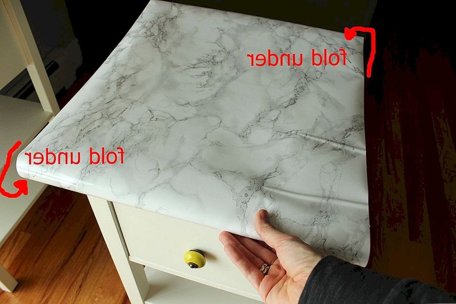 Обклеить стол мраморной пленкой