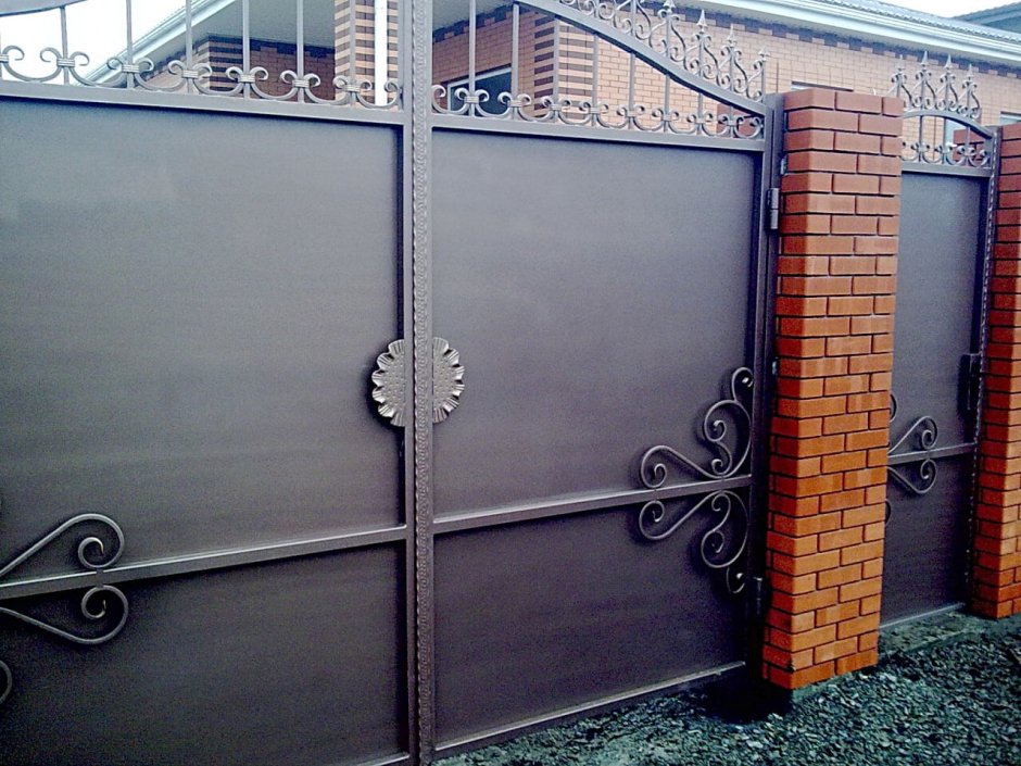 Ворота с калиткой