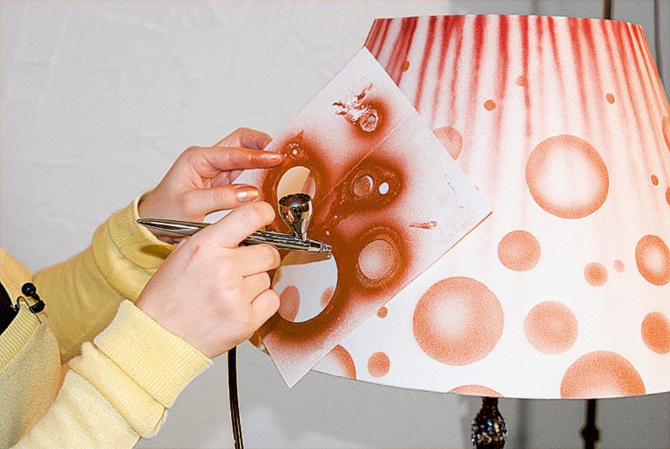 Покраска абажура из ткани