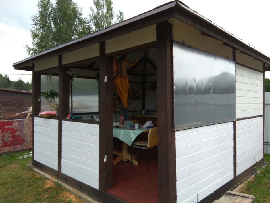 Отделка беседки снаружи