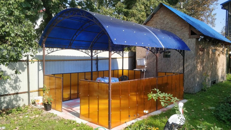 Беседка из поликарбоната