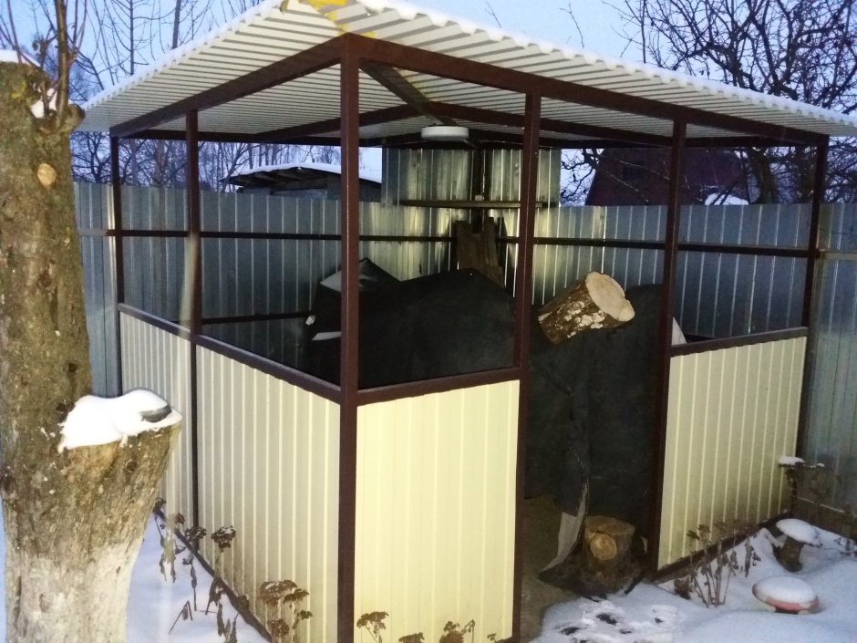 Беседка обшитая профлистом