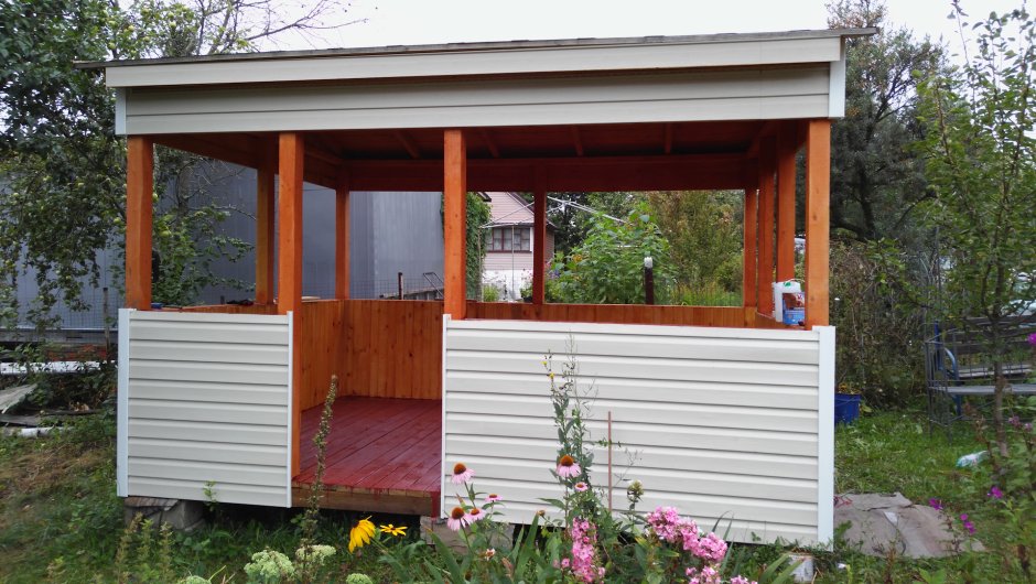 Беседка из сайдинга