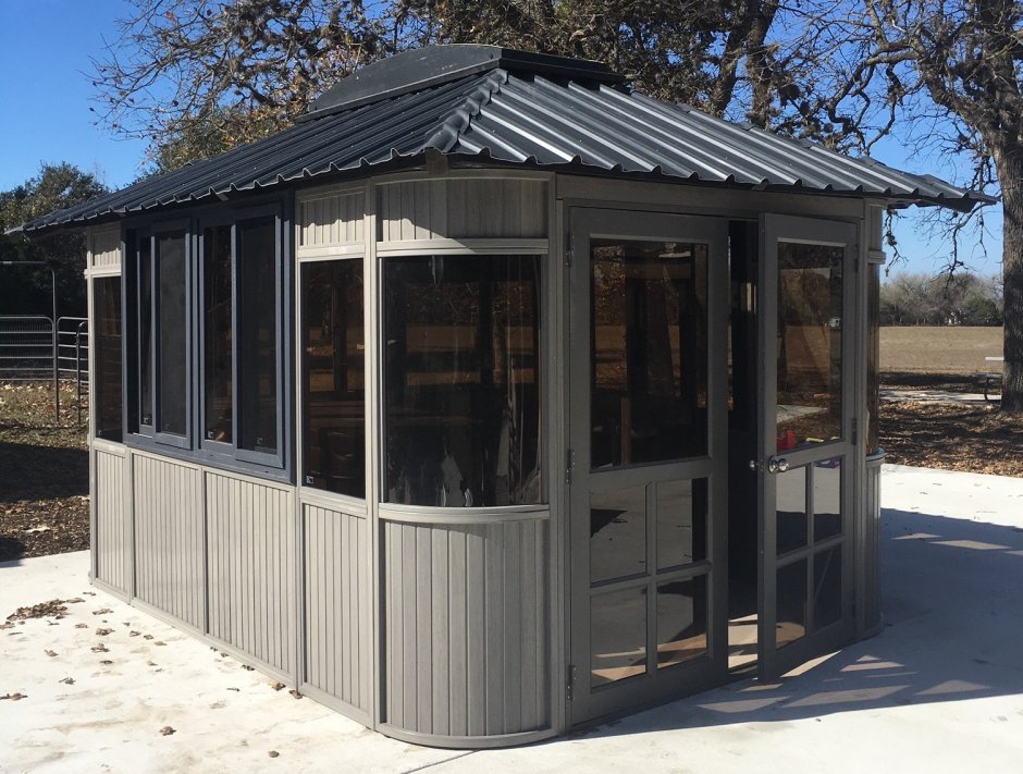 База Елена Астрахань закрытая беседка