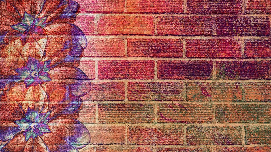 Цветы на кирпичной стене