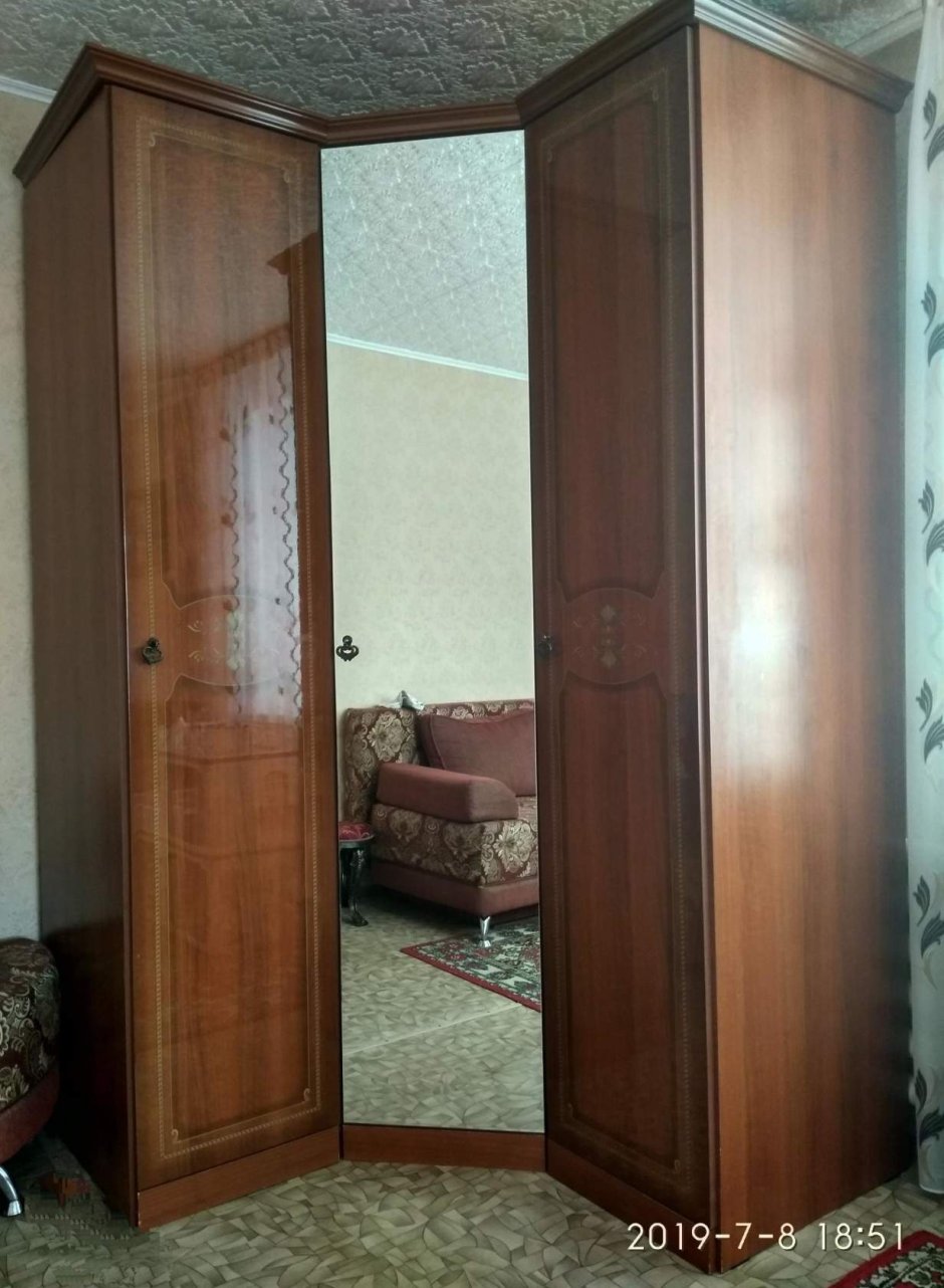 Шкаф угловой Шатура